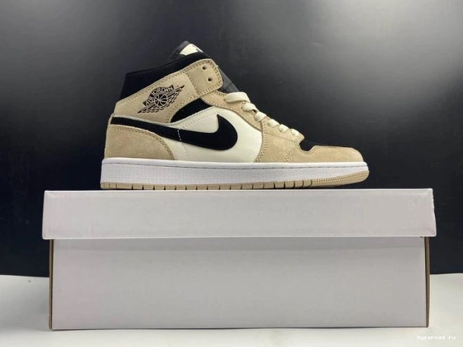 Orange' Jordan 1 Mid 'Barely BQ6472 Air -800 0731